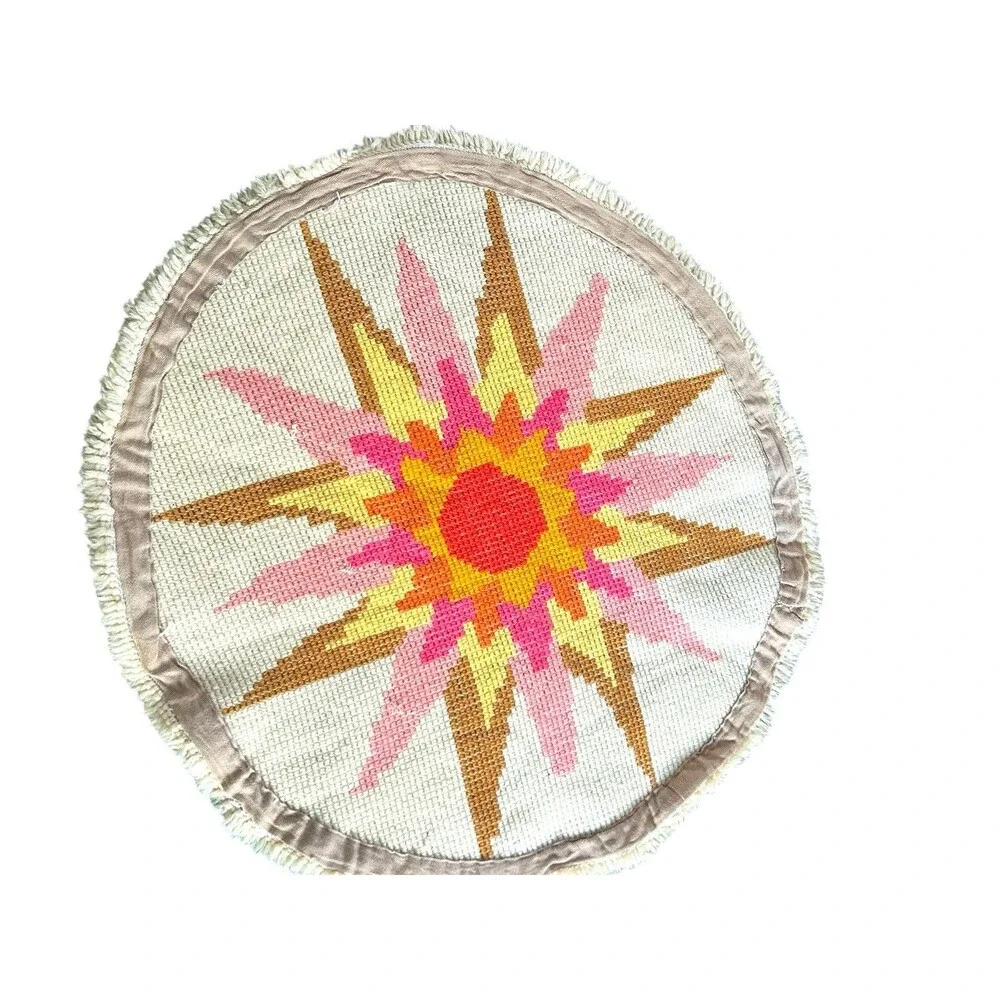 Vtg Hand Hooked Rug Round Starburst Sun Orange Pink Gold Cream Thick Plush 32”